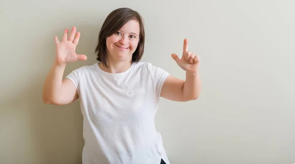 Gösterilen Parmakları Ile Işaret Duvar Üzerinde Duran Sendromu Kadın Kendinden — Stok fotoğraf