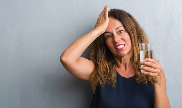 Middle Age Hispanic Woman Drinking Glass Water Stressed Hand Head — Stock Photo, Image