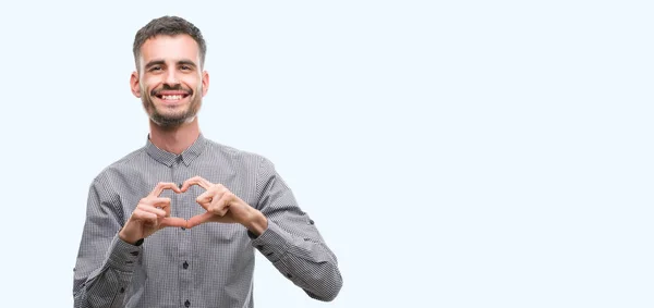 Jonge Hipster Man Die Lacht Liefde Met Hartsymbool Vorm Met — Stockfoto