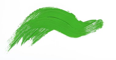 Beyaz arka plan üzerinde izole yeşil fırça darbesi