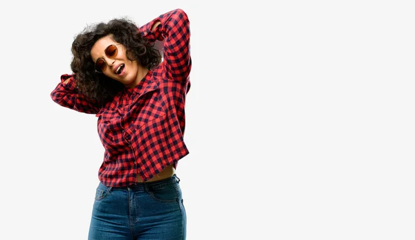 Hermosa Mujer Árabe Segura Feliz Con Una Gran Sonrisa Natural —  Fotos de Stock