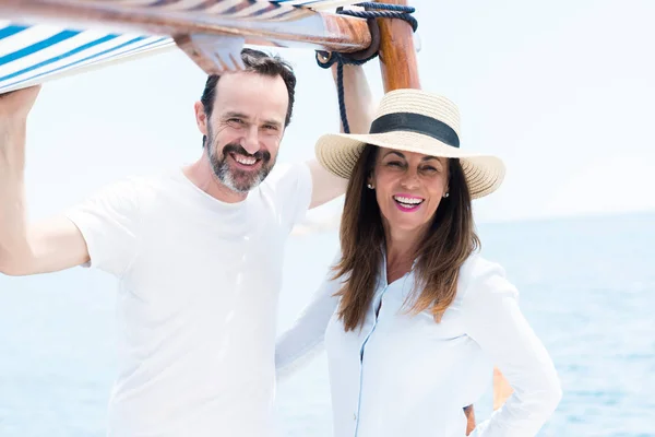 Middle Age Couple Traveling Sailboat Happy Face Standing Smiling Confident — Stock Photo, Image