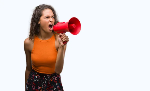 Mladá Hispánské Ženy Držící Megafon Naštvaný Frustrovaný Křičí Hněvem Šílený — Stock fotografie