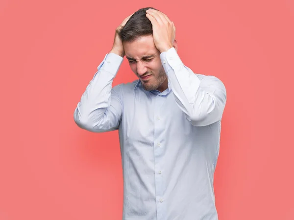 Bello Giovane Uomo Affari Che Soffre Mal Testa Disperato Stressato — Foto Stock