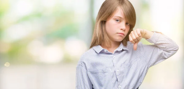 Giovane Bambino Biondo Che Indossa Camicia Blu Con Viso Arrabbiato — Foto Stock