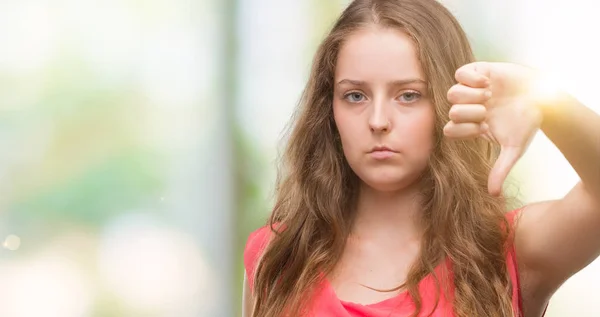 Junge Blonde Frau Rosa Kleid Mit Wütendem Gesicht Negatives Zeichen — Stockfoto