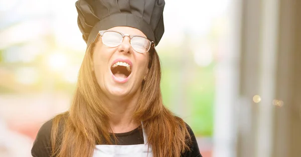 Middelbare Leeftijd Cook Vrouw Dragen Van Chef Kok Schort Stressvolle — Stockfoto