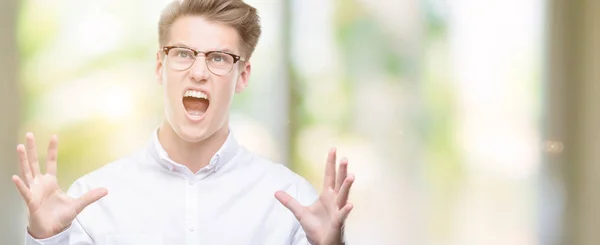 Young Handsome Blond Man Crazy Mad Shouting Yelling Aggressive Expression — Stock Photo, Image