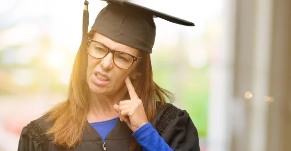 Senior Graduate Student Woman Doubt Expression Confuse Wonder Concept Uncertain — Stock Photo, Image