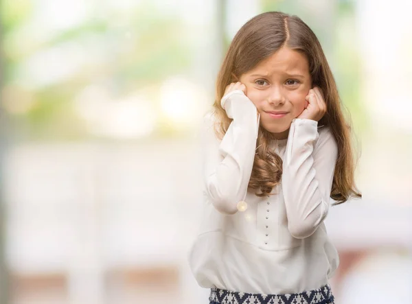 Brunette Hispanic Girl Covering Ears Fingers Annoyed Expression Noise Loud — Stock Photo, Image