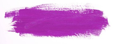 Beyaz arka plan üzerinde mor fırça darbesi