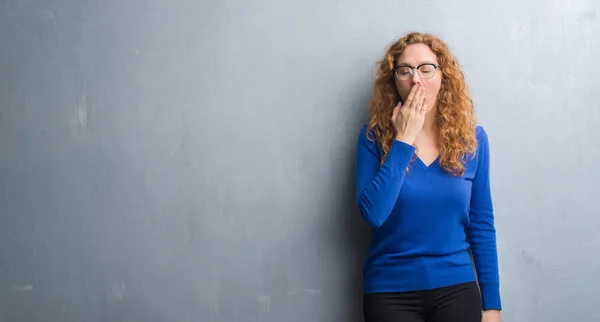 Young Redhead Woman Grey Grunge Wall Bored Yawning Tired Covering — Stock Photo, Image