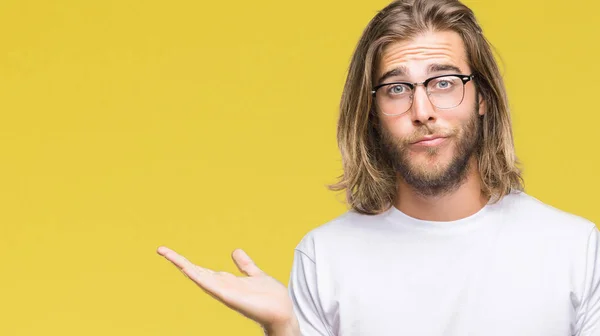 Jonge Knappe Man Met Lang Haar Dragen Van Een Bril — Stockfoto