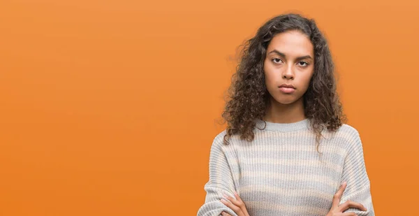 Mulher Hispânica Jovem Bonita Vestindo Listras Suéter Cético Nervoso Desaprovando — Fotografia de Stock