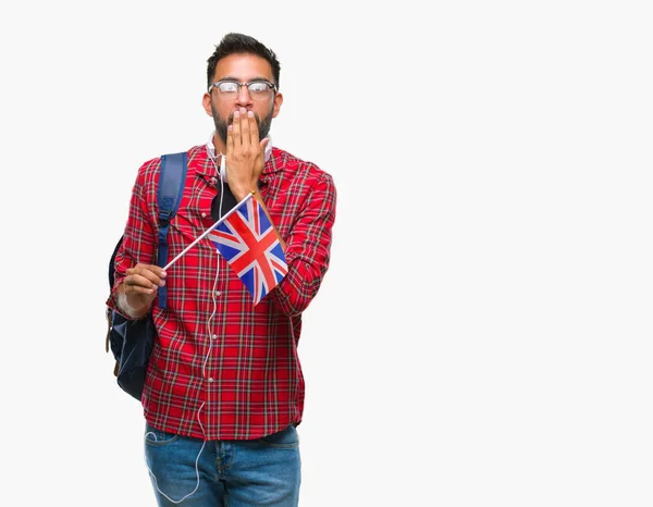 Adulto Hispânico Estudante Homem Segurando Passaporte Reino Unido Sobre Fundo — Fotografia de Stock