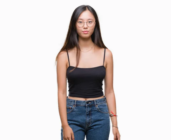 Mujer Asiática Joven Con Gafas Sobre Fondo Aislado Con Expresión — Foto de Stock