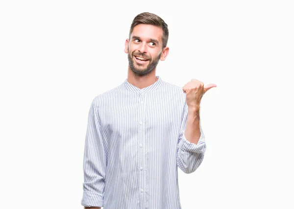 Joven Hombre Guapo Sobre Fondo Aislado Sonriendo Con Cara Feliz — Foto de Stock