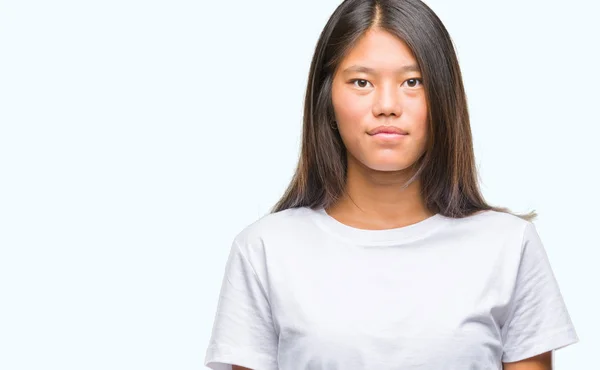 Junge Asiatische Frau Mit Isoliertem Hintergrund Und Ernstem Gesichtsausdruck Einfacher — Stockfoto