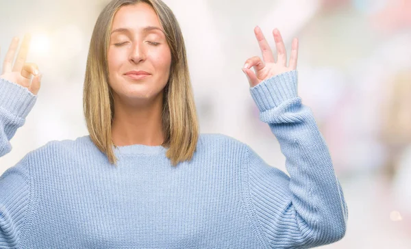 Junge Schöne Frau Winterpullover Über Isoliertem Hintergrund Entspannen Und Lächelnd — Stockfoto