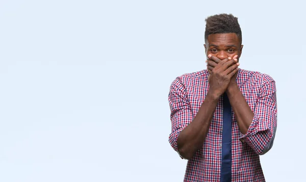 Jovem Homem Negócios Afro Americano Sobre Fundo Isolado Chocou Cobrindo — Fotografia de Stock