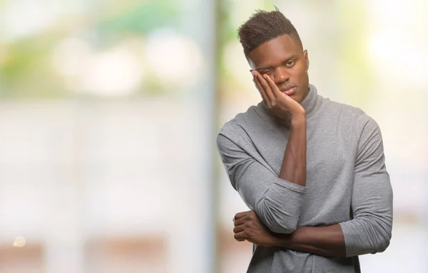 Jonge Afro Amerikaanse Man Geïsoleerde Achtergrond Denken Zoek Moe Verveeld — Stockfoto