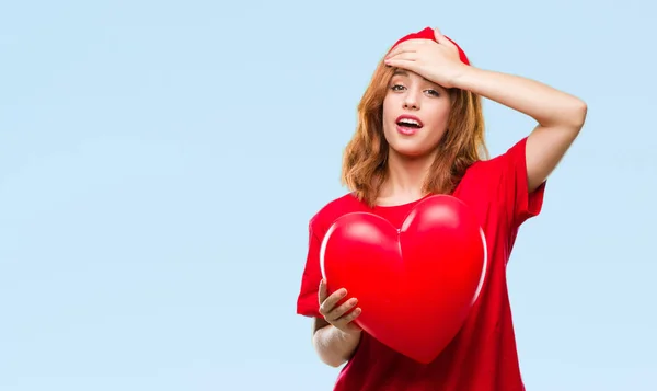 Junge Schöne Frau Mit Rotem Verliebten Herzen Vor Isoliertem Hintergrund — Stockfoto