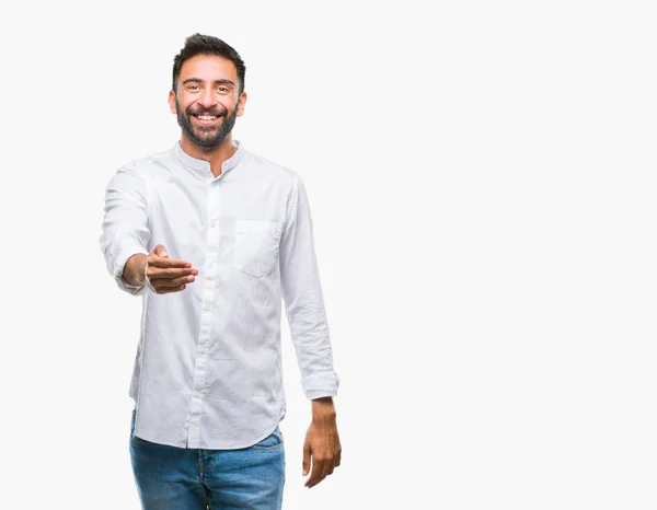 笑顔挨拶と歓迎フレンドリーな提供握手分離の背景上成人ヒスパニック系男性 ビジネスの成功 — ストック写真