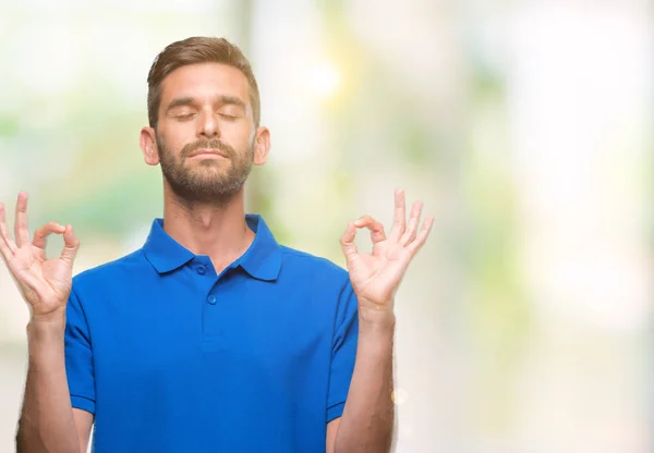 Junger Gutaussehender Mann Mit Isoliertem Hintergrund Entspannt Und Lächelnd Mit — Stockfoto