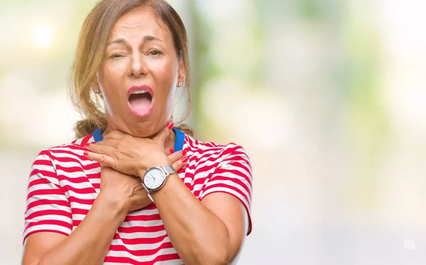 Midden Leeftijd Senior Latino Vrouw Geïsoleerd Achtergrond Schreeuwen Stik Omdat — Stockfoto