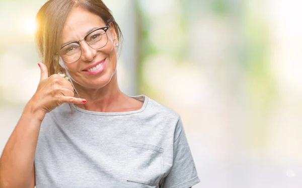 Mulher Hispânica Meia Idade Usando Óculos Sobre Fundo Isolado Sorrindo — Fotografia de Stock