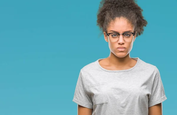 Unga Afro Amerikansk Kvinna Bär Glasögon Över Isolerade Bakgrund Skeptiker — Stockfoto