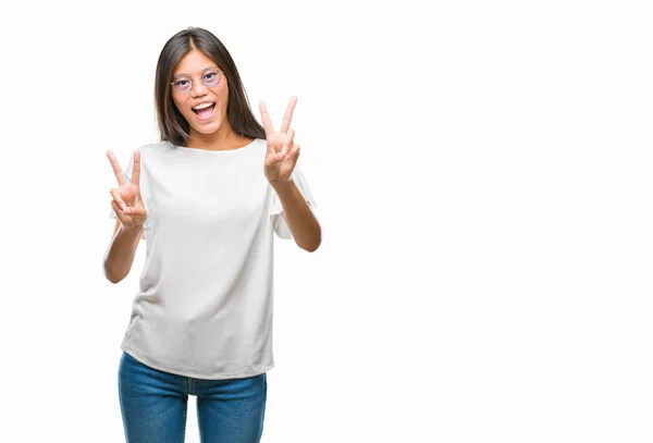 Jovem Mulher Asiática Usando Óculos Sobre Fundo Isolado Sorrindo Com — Fotografia de Stock