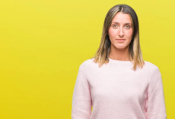 Jovem Mulher Bonita Vestindo Camisola Inverno Sobre Fundo Isolado Com — Fotografia de Stock