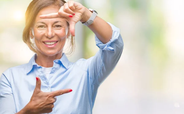 Femme Hispanique Âgée Moyen Âge Sur Fond Isolé Souriant Faisant — Photo