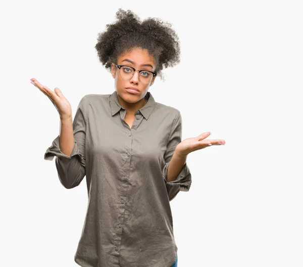 Young Afro American Woman Wearing Glasses Isolated Background Clueless Confused — Stock Photo, Image