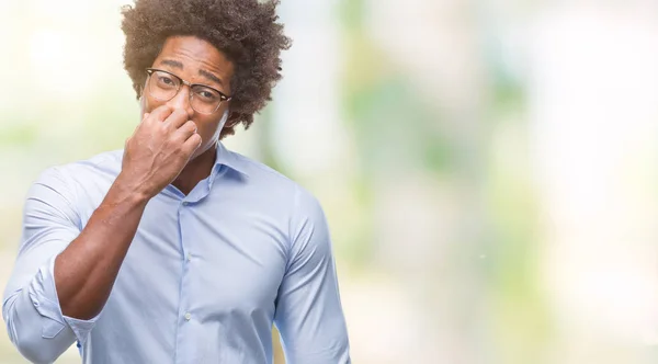 Afro Amerikaanse Zakenman Bril Geïsoleerde Achtergrond Zoek Gestresst Nerveus Met — Stockfoto