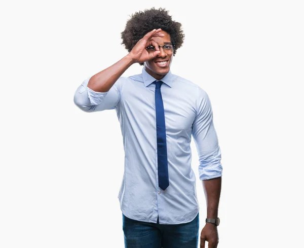 Hombre Negocios Afroamericano Con Gafas Sobre Fondo Aislado Haciendo Buen —  Fotos de Stock