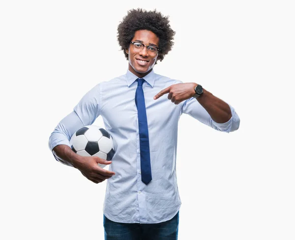 Afro Americano Gerente Hombre Celebración Fútbol Pelota Sobre Aislado Fondo —  Fotos de Stock