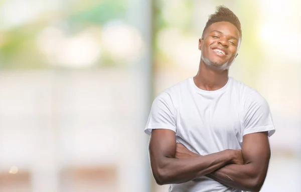 Unga Afroamerikanska Mannen Över Isolerade Bakgrund Glada Ansikte Ler Med — Stockfoto