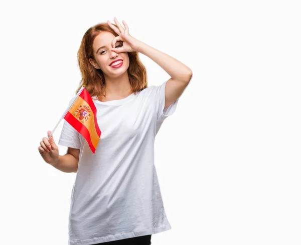 Молода Красива Жінка Тримає Прапор Іспанії Над Ізольованим Тлом Щасливим — стокове фото
