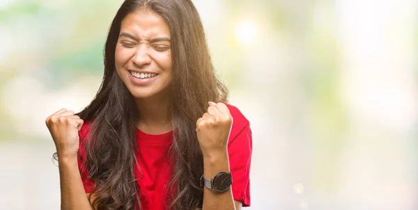 Joven Mujer Árabe Hermosa Sobre Fondo Aislado Muy Feliz Emocionado —  Fotos de Stock