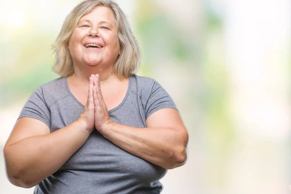 Senior Velikost Kavkazský Žena Izolované Pozadí Modlit Rukama Dohromady Žádá — Stock fotografie