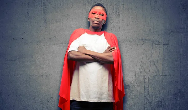 Afrika Siyah Süper Kahraman Adam Kendinden Emin Mutlu Bir Büyük — Stok fotoğraf