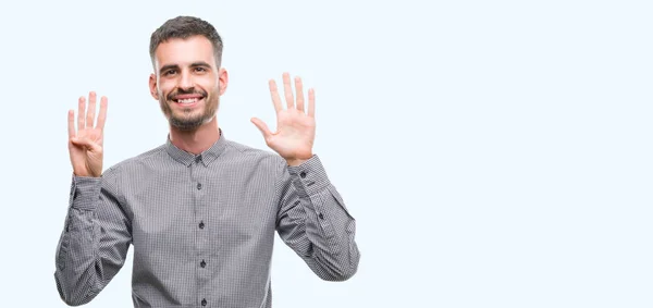 Junger Hipster Mann Zeigt Mit Finger Nummer Neun Nach Oben — Stockfoto