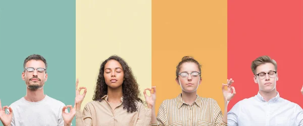 Collage Grupp Människor Isoleras Över Färgstarka Bakgrund Koppla Och Ler — Stockfoto