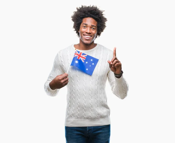 Bandera Hombre Afroamericano Australia Sobre Fondo Aislado Sorprendido Con Una — Foto de Stock