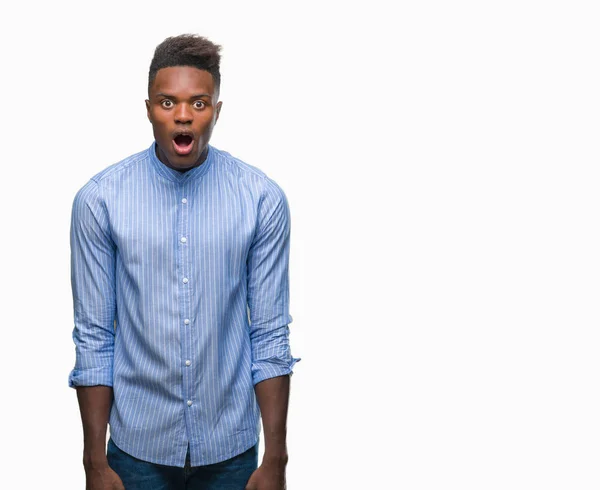 Jovem Homem Negócios Afro Americano Sobre Fundo Isolado Com Medo — Fotografia de Stock