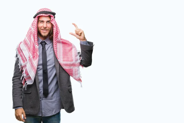 Giovane Bell Uomo Arabo Con Capelli Lunghi Che Indossano Keffiyeh — Foto Stock