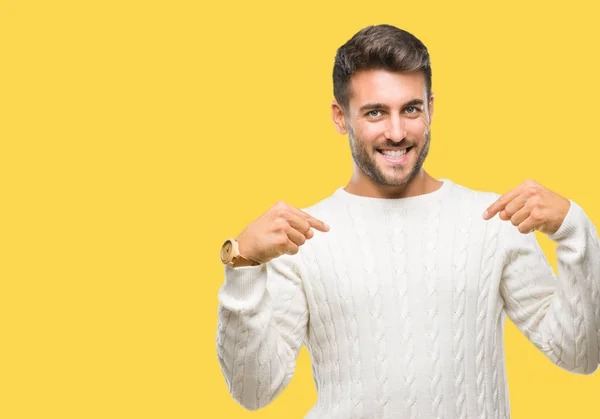 Joven Hombre Guapo Con Suéter Invierno Sobre Fondo Aislado Mirando —  Fotos de Stock