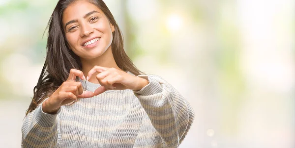 Junge Schöne Arabische Frau Trägt Winterpullover Über Isoliertem Hintergrund Und — Stockfoto